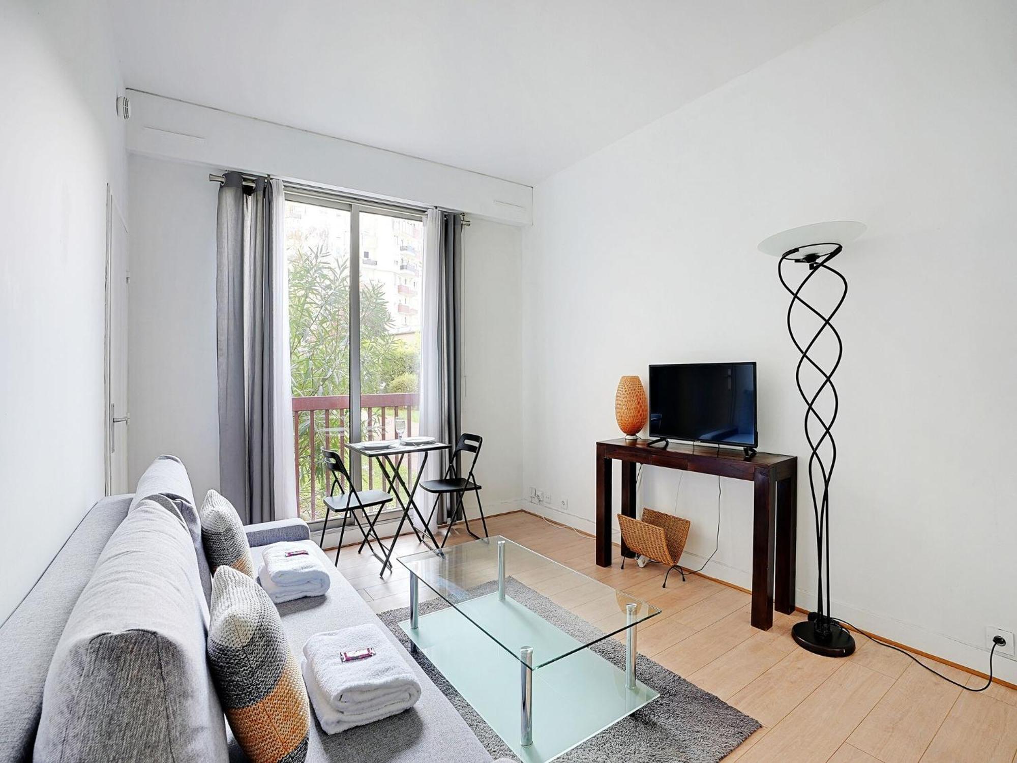Apartment 2p - Quai De Jemmapes Colonel Fabien Paris